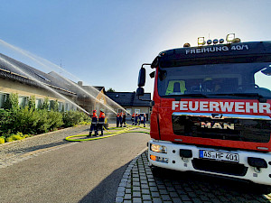 Bild Jugendfeuerwehren üben gemeinsam